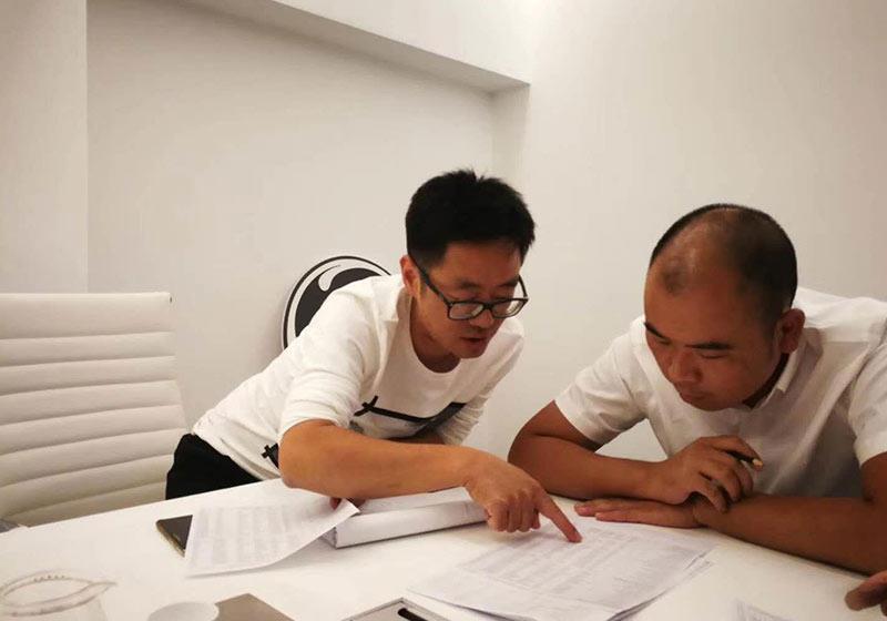 友蝶财务管理小分队定期回访企业又开始出发啦！